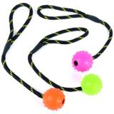 Massiv gummiboll med snöre